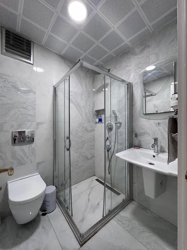 Ens Hotel Istanbul 2*,