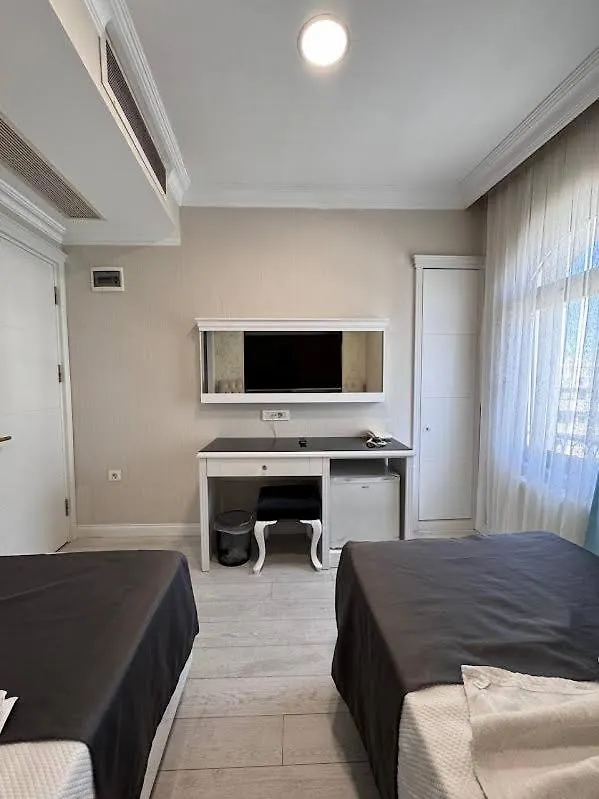 Ens Hotel Provincia di Provincia di Istanbul Bed & Breakfast